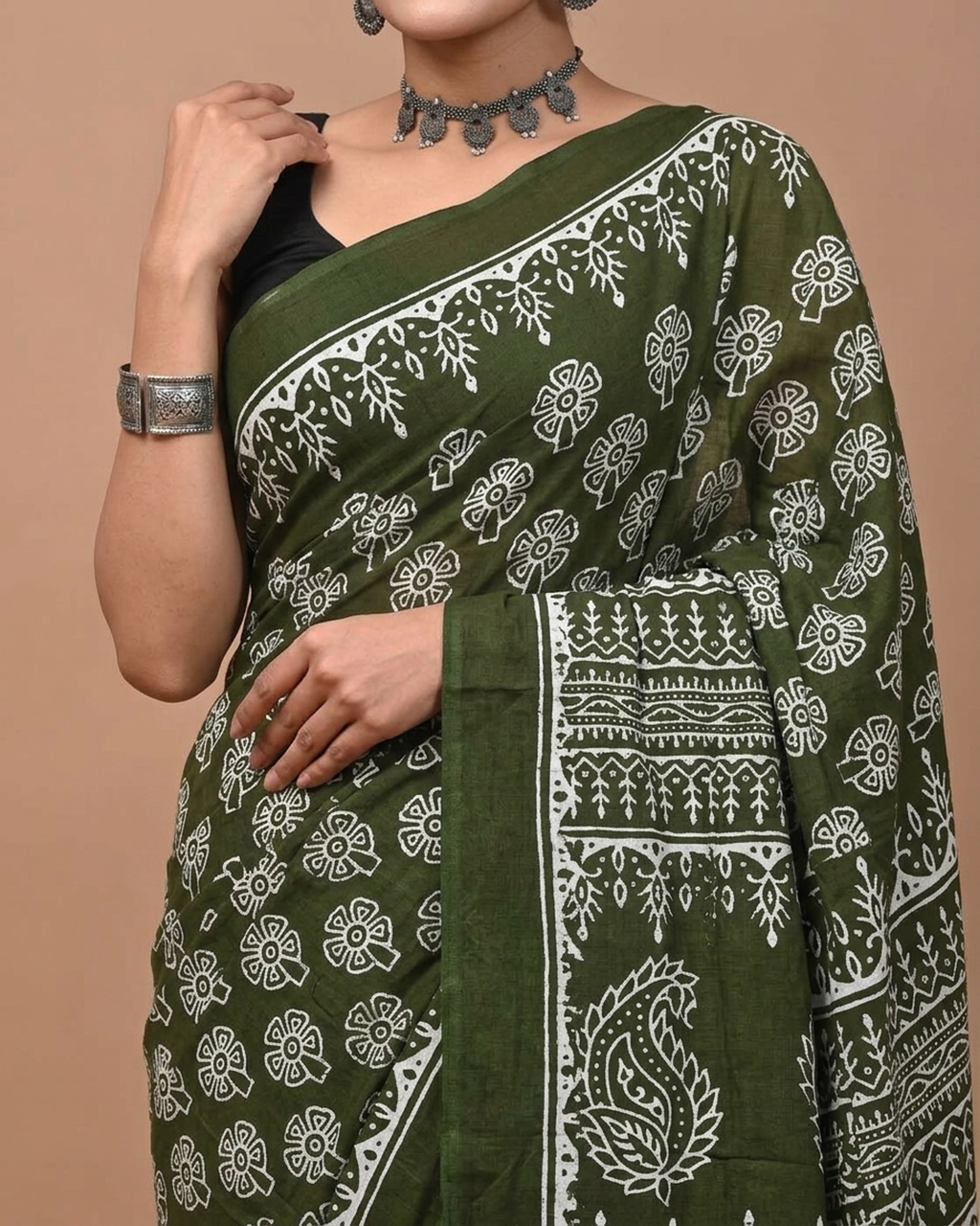 Cream Embroidered Kurta — Red & Green Floral Sleeve Work